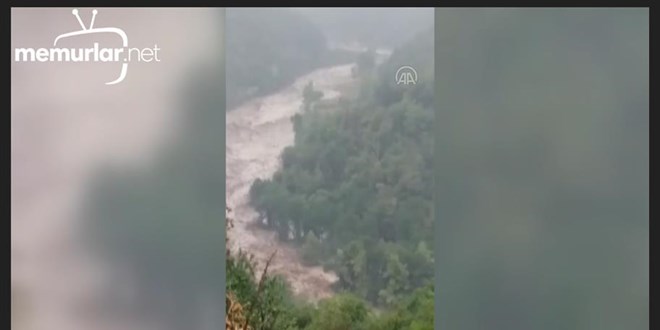 Bozkurt'u vuran sel il�eye b�yle gelmi�