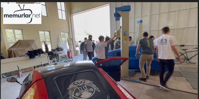 �niversiteliler elektromobil ve hidromobil kategorisinde iki otomobil yapt�