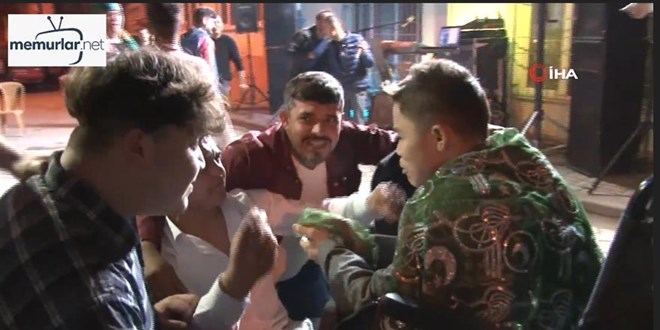 A�k engel tan�mad�...