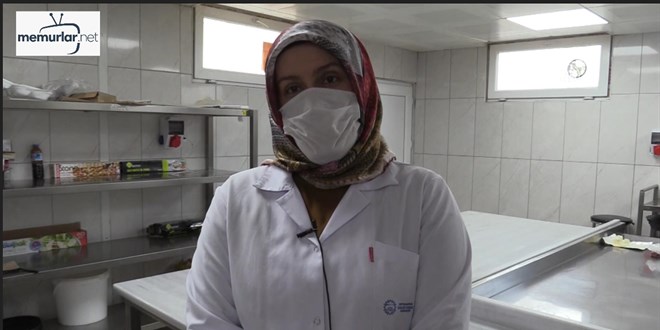 43 ya��ndaki anne �ocuklar�na �rnek olmak i�in �niversiteyi bitirip i�e ba�lad�