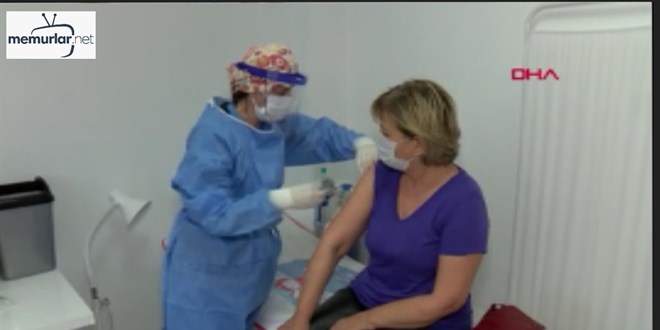 Prof. Dr. Usta: 'Omicron' ile vir�s kendi sonunu getiriyor