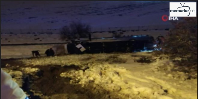 T�rla �arp��an yolcu otob�s� �arampole devrildi: 3'� a��r 28 yaral�