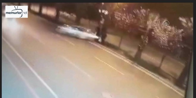 Adana'da 3 kad�n�n �ld��� trafik kazas�n�n g�r�nt�leri ortaya ��kt�