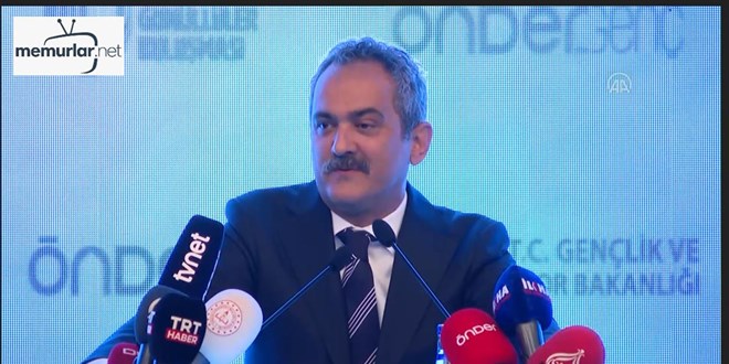 �zer: Son 20 y�l e�itimde devasa d�n���mlerin ya�and��� bir d�nem oldu