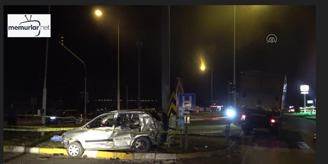 Kamyon ile otomobil �arp��t�, anne ve bebe�i �ld�