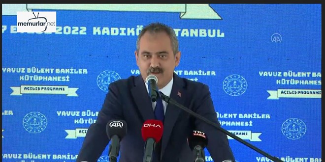 Milli E�itim Bakan� �zer, k�t�phane a��l���nda konu�tu