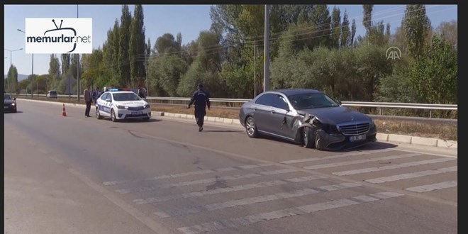 Milletvekili Nilg�n �k, Afyonkarahisar'da trafik kazas�nda yaraland�