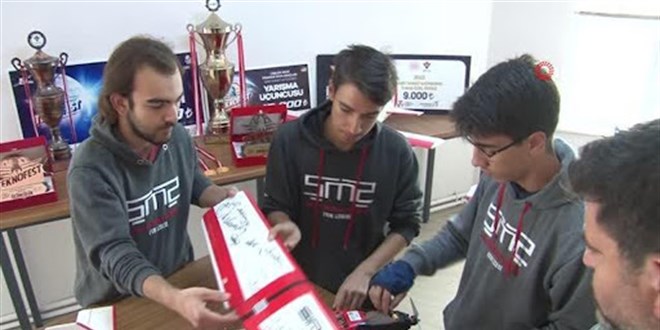 Ge�en y�l ���nc� olduklar� TEKNOFEST'te bu y�l birincili�i kazand�lar