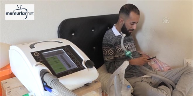 Soluk borusundaki deli�e ra�men seslendirdi�i rap �ark�larla hayata ba�land�