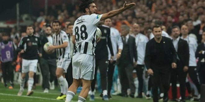 Top toplay�c� �ocuk PFDK'l�k oldu