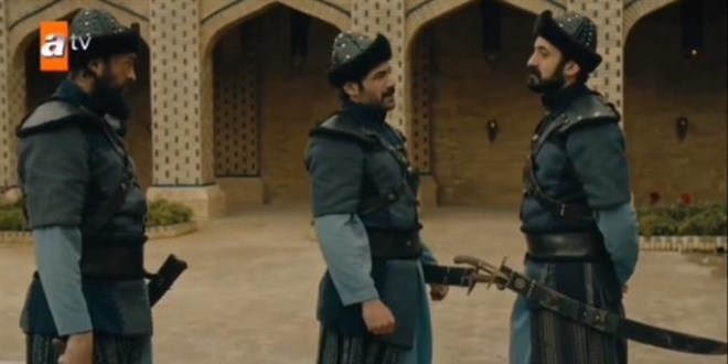 Kurulu� Osman'�n oyuncusu ve m�zisyen e�i depremde hayatlar�n� kaybetti